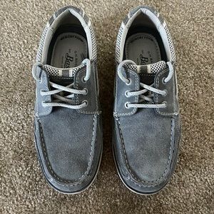 Bass Catamaran leather boat shoes. Men’s size 7